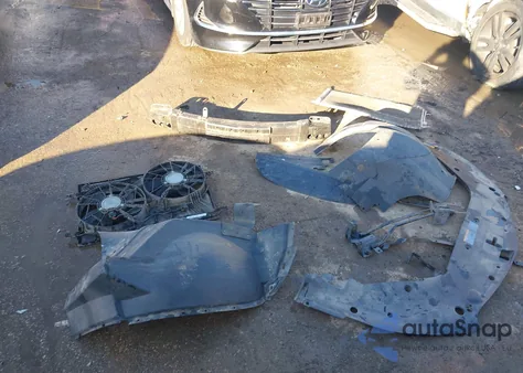 2015 Buick Enclave Leather z USA, uszkodzony, nr VIN 5GAKVBKD9FJ237404